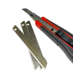 Profesyonel Maket Bıçağı Falçata 3 Yedek Bıçaklı
