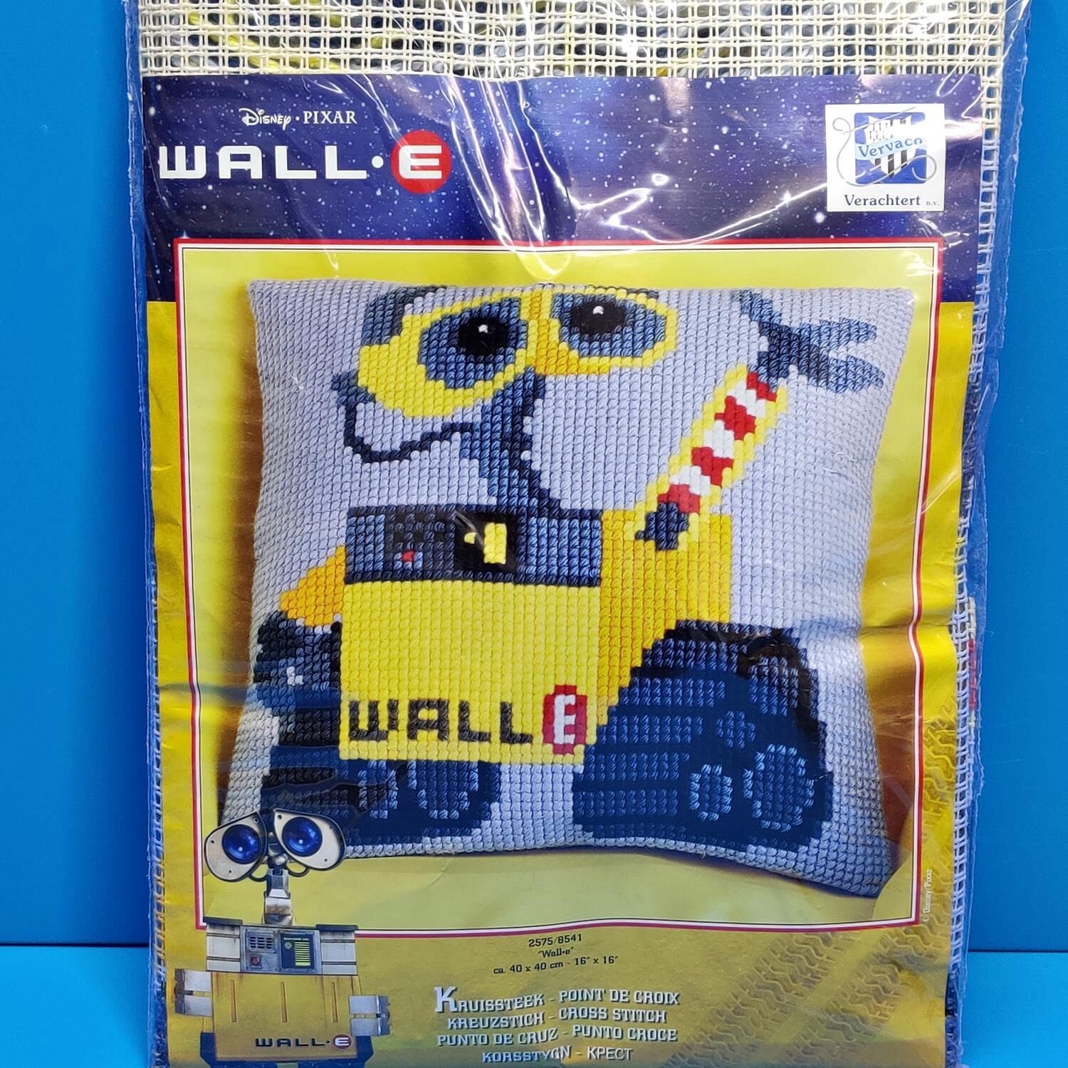Vervaco Yastık Wall E 8541 İşlenecek Goblen Etamin