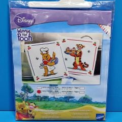 Vervaco 12902 Winnie the Pooh Etamin Kit Pano Tablo
