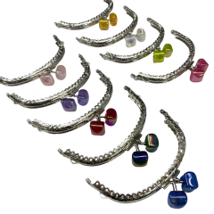 Metal Oval Cüzdan Klipsi Akide Şekeri 11 cm M6 Kırmızı