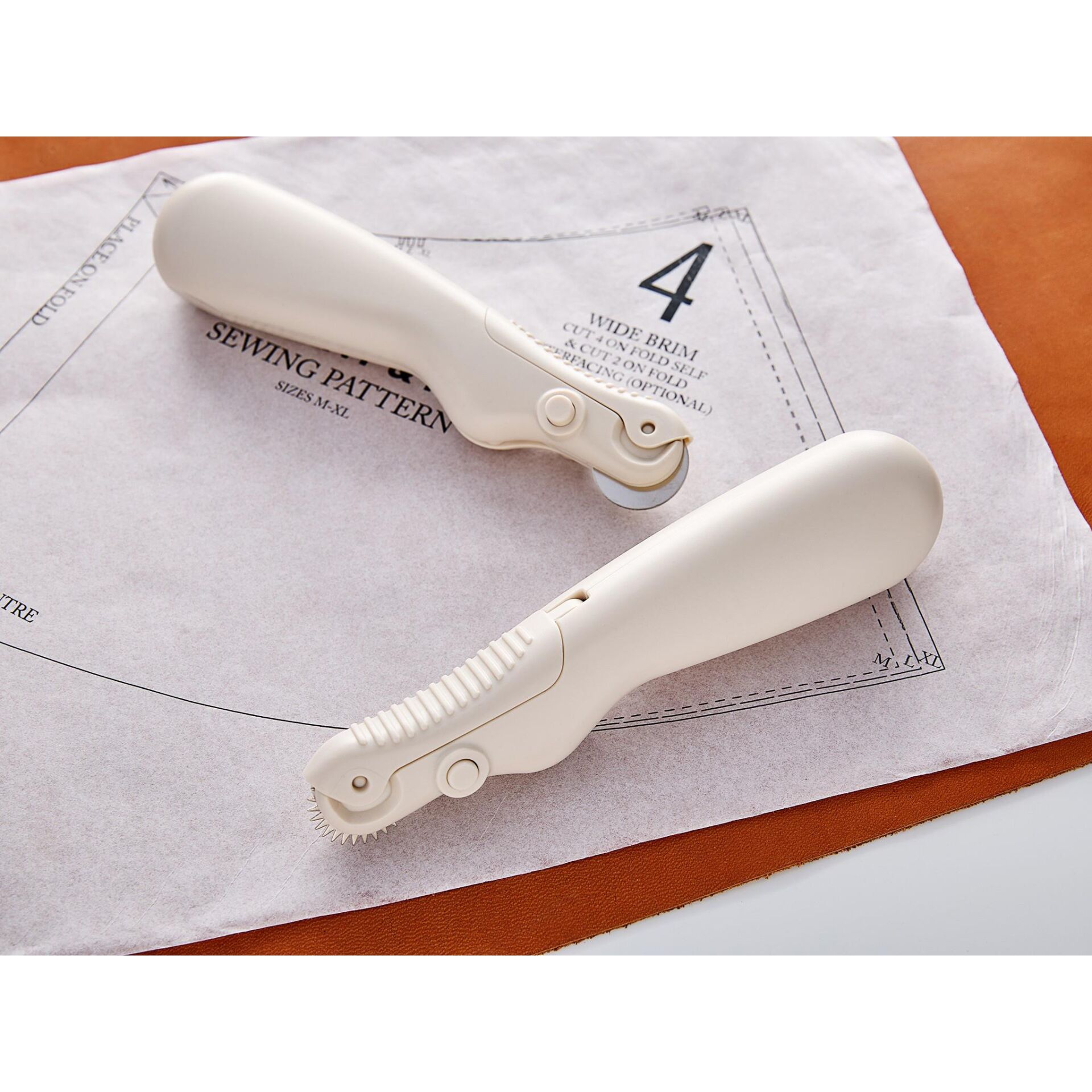 Hemline Çizgi Ruleti 2 Bıçaklı 285.DB