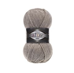 152 Bej Melanj