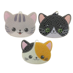 5D Yapışan Boncuk Anahtarlık 3'lü Set Kedi 6*7 cm