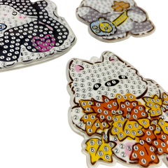 5D Yapışan Boncuk Anahtarlık 3'lü Set Kedi Köpek 6*7 cm