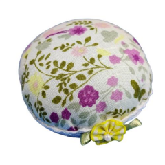 İğnedenlik Çiçek Desenli İğne Yastığı